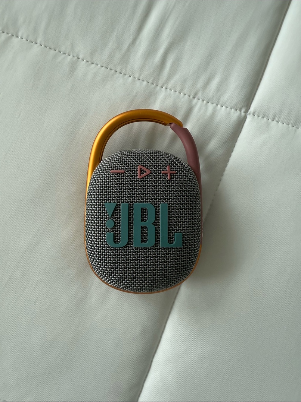 jbl clip 4